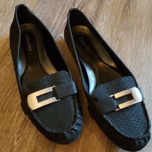 Barely worn Calvin Klein loafers